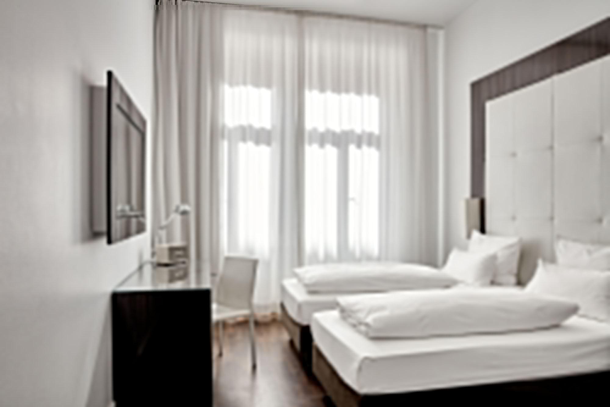 The Pure, Frankfurt, A Member Of Design Hotel 4*