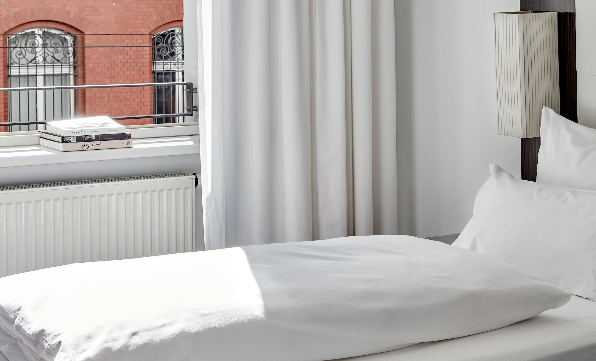 The Pure, Frankfurt, A Member Of Design Hotel 4*
