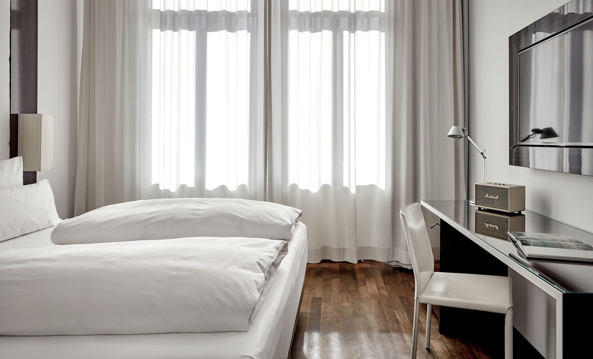 Hotel The Pure, Frankfurt, A Member Of Design 4*