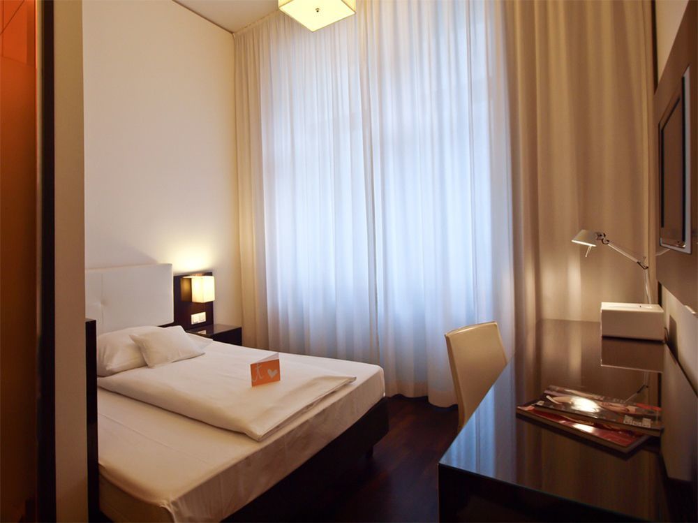 Hotel The Pure, Frankfurt, A Member Of Design